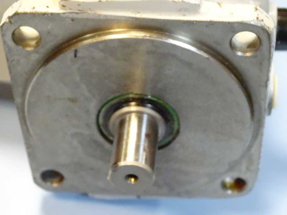 Хидравлична помпа Wadowice PV2V3-30/25D1MC40A1A/PZL-PZ2-K6.3