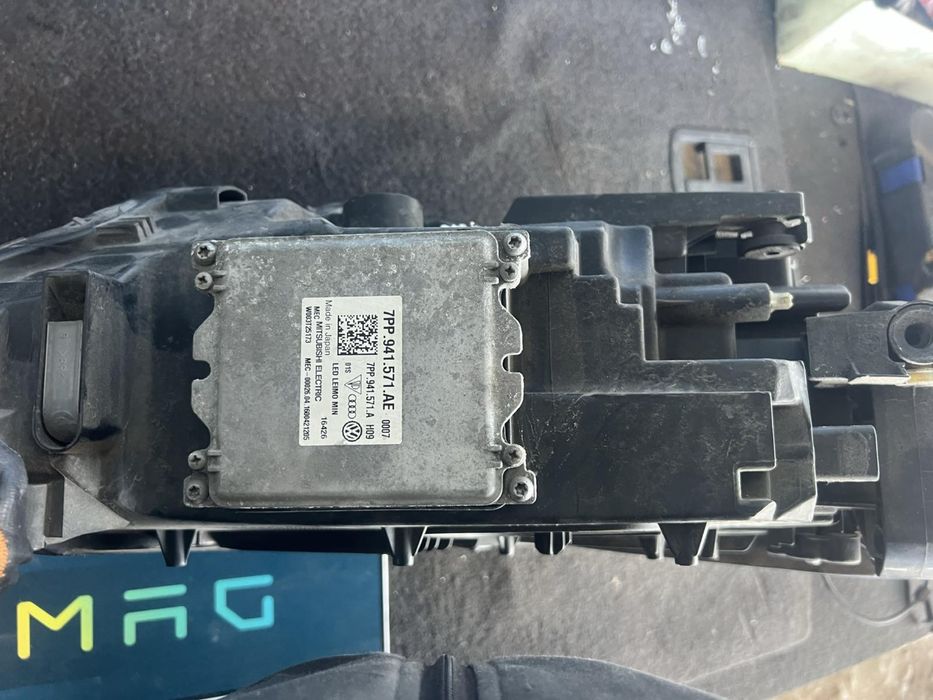 Оригинални Фарове VW Passat 8 ляв и десен 3g2941035h Фар Пасат B8