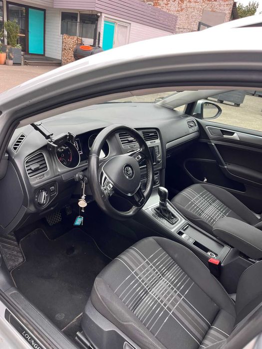 VW Golf 7 Lounge Variant  1.6 TDI PACHET LOUNGE 360