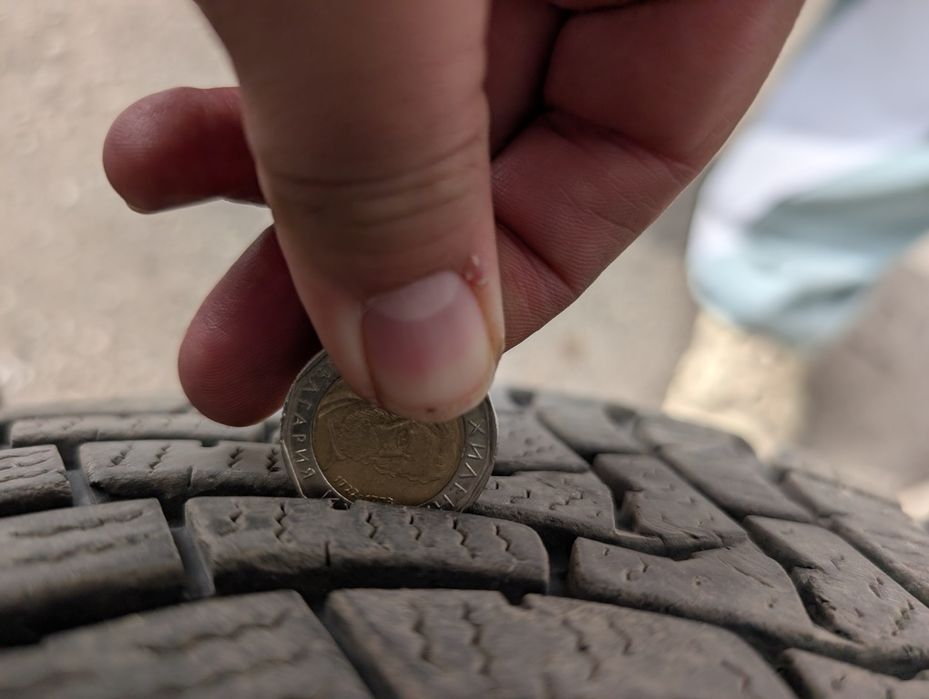 Зимни гуми Falken 245/45/18