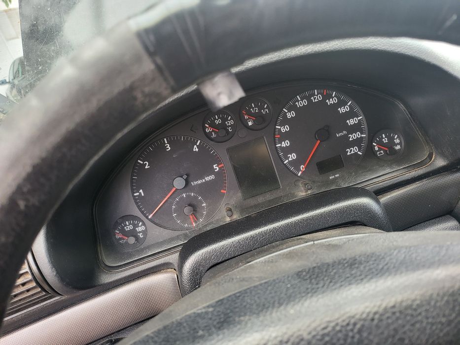 Ауди а4.  1.9 дизел 90к.с НА ЧАСТИ