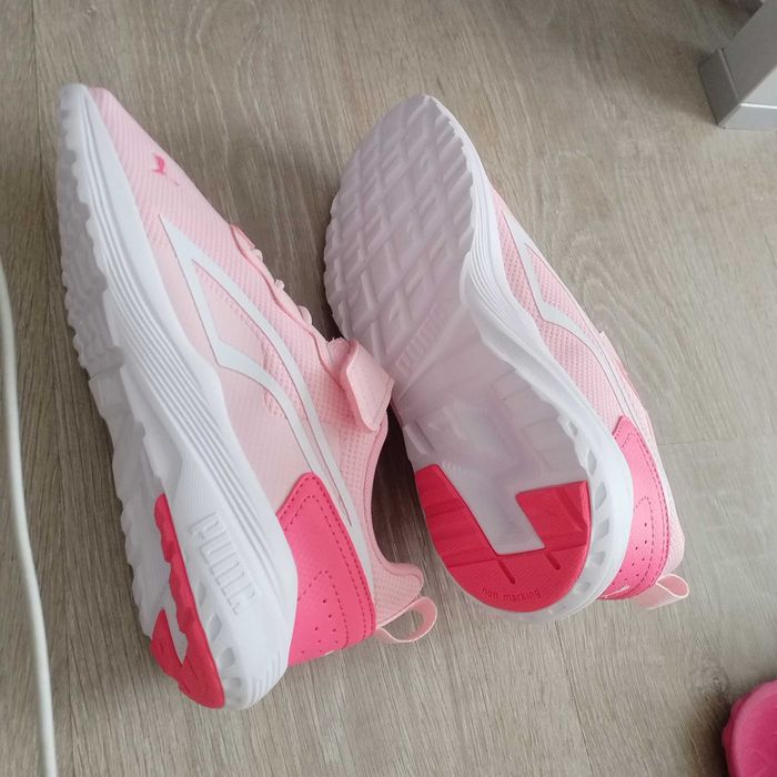 Adidasi Puma fete