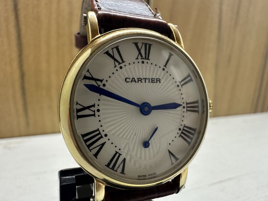 Уникален Часовник Картиер Cartier само за 350 лв