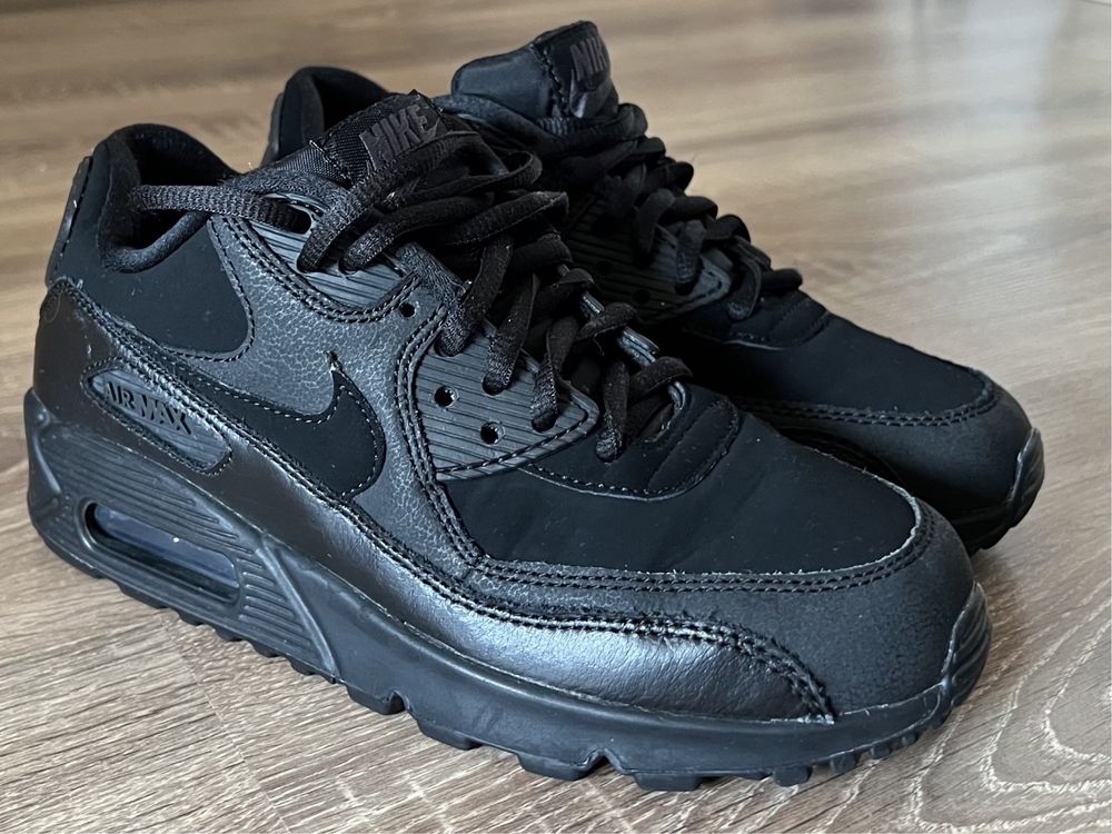 Nike Air Max 90… marime 36