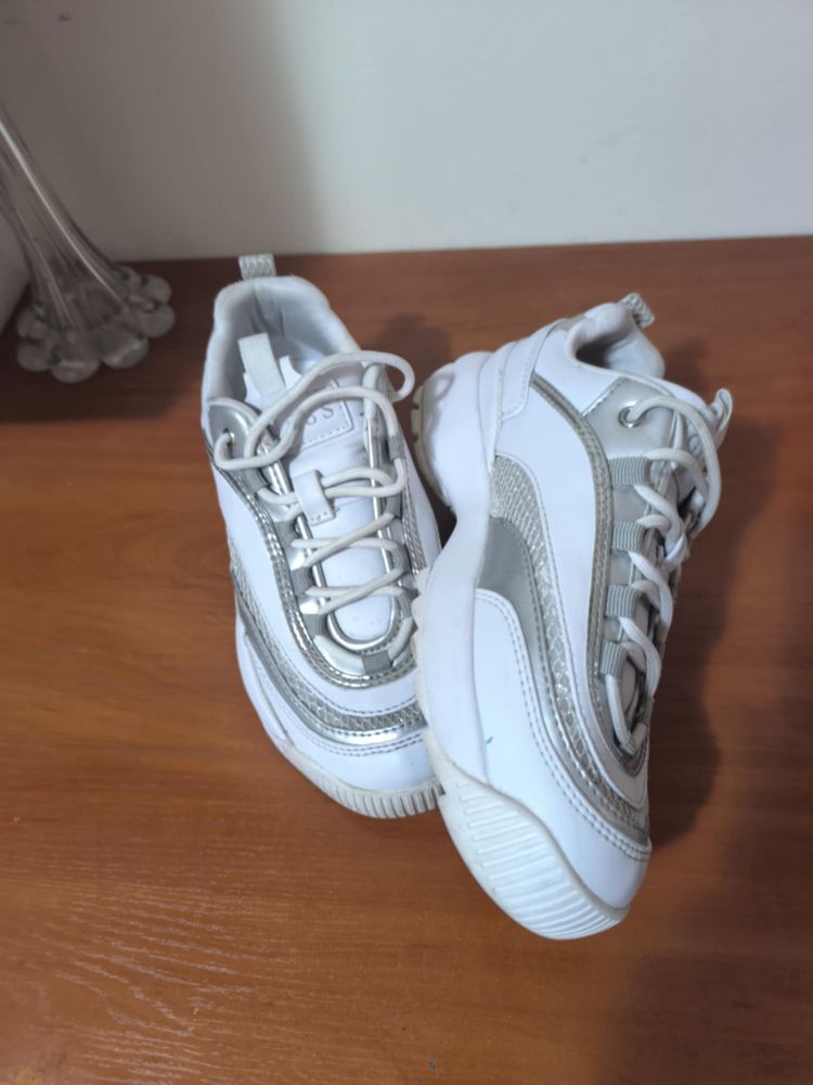 Дамски Сникърси Guess