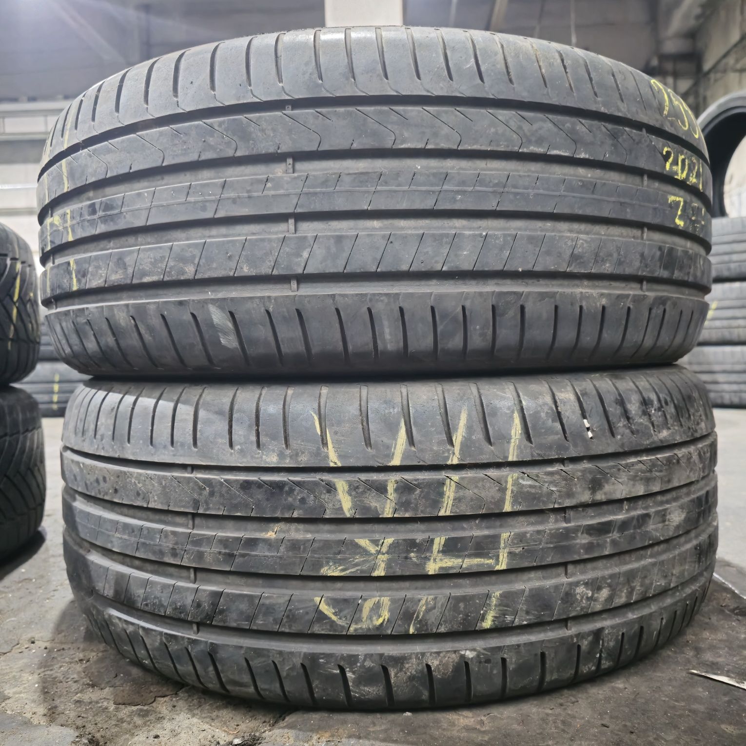 2x 255/45/19 VARA PIRELLI 6MM 2021 Stare impecabila
