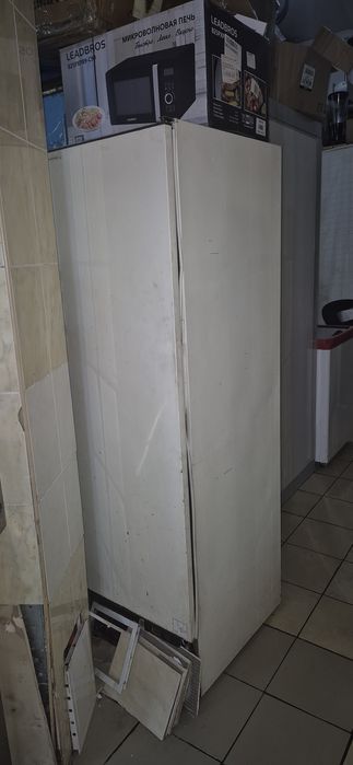 Отдам холодильник даром