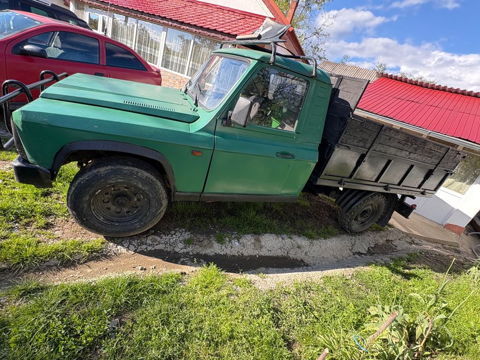 vând ari camionetă