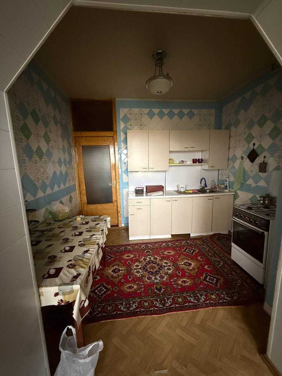 Квартира 3 ком удвоенный зал балкон 2х6 40 лет карлсберг