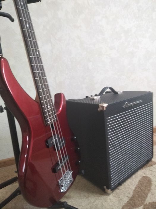 Басс гитара Yamaha TRBX 174 Ampeg Rocket Bass