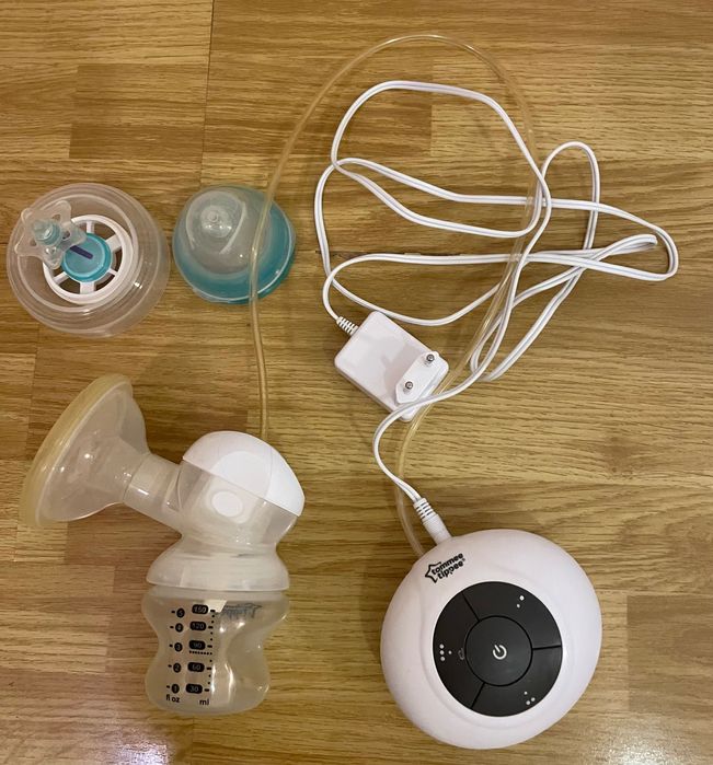 Vând pompa de sân electrică Tommee Tippee + 5 Biberoane