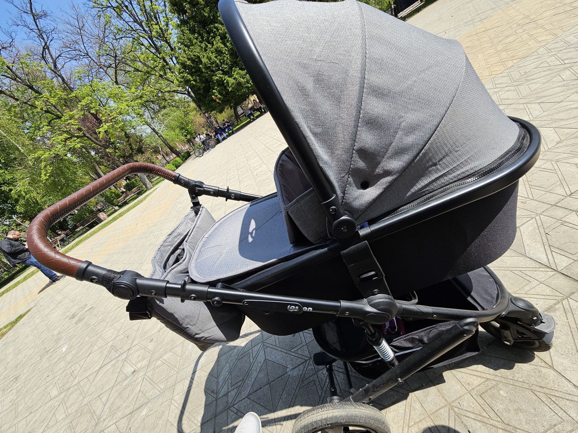 Бебешка количка с твърд кош Lorelli - Boston 2in1