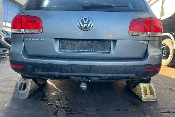 Dezmembrez Volkswagen VW Touareg generatia 1 7L [2002 - 2007] Crossov