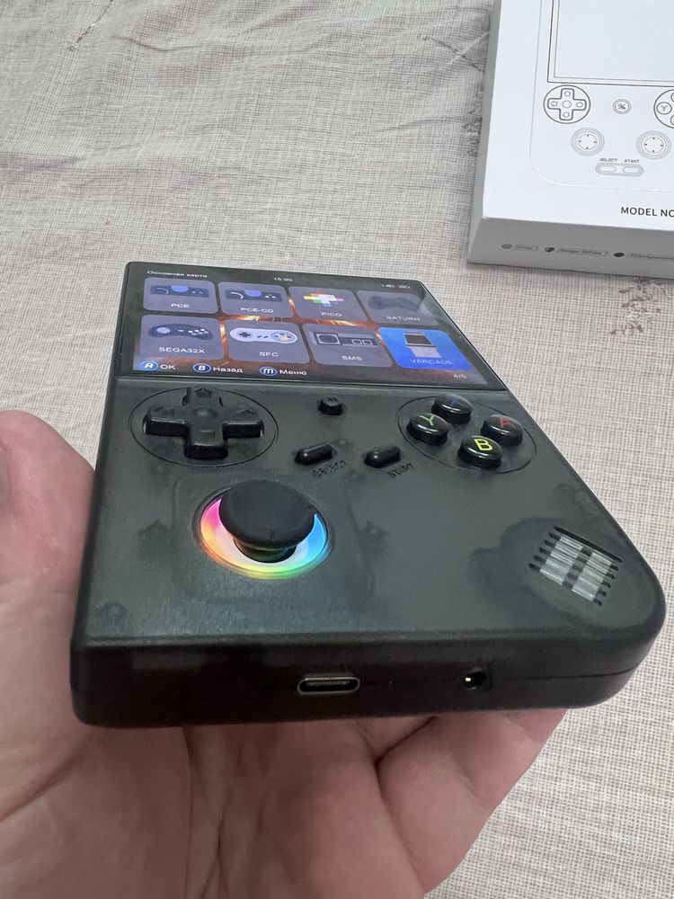Продам Anbernic RG40XX V
