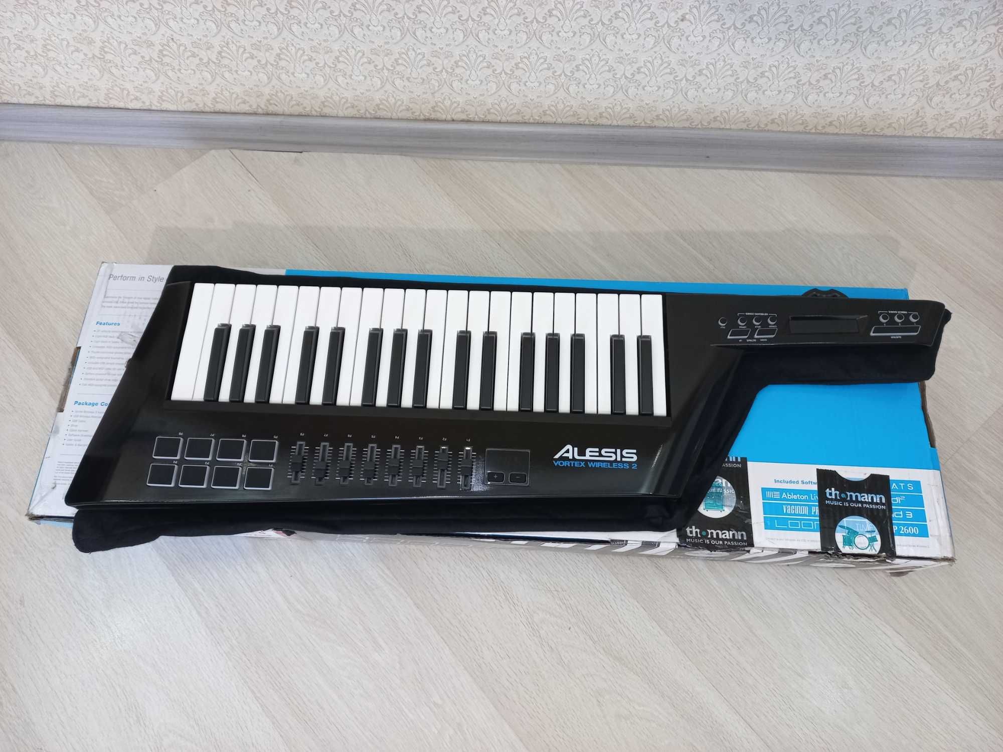 Миди клавиатура ALESIS vortex wireless 2 keytar