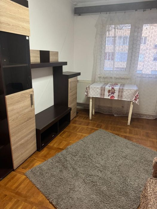 Inchiriez apartament 2 camere