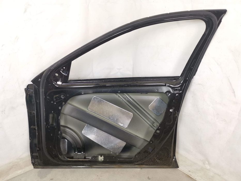 Дясна предна врата Мерцедес-Бенц С-Клас / Mercedes-Benz S-Class W222 [