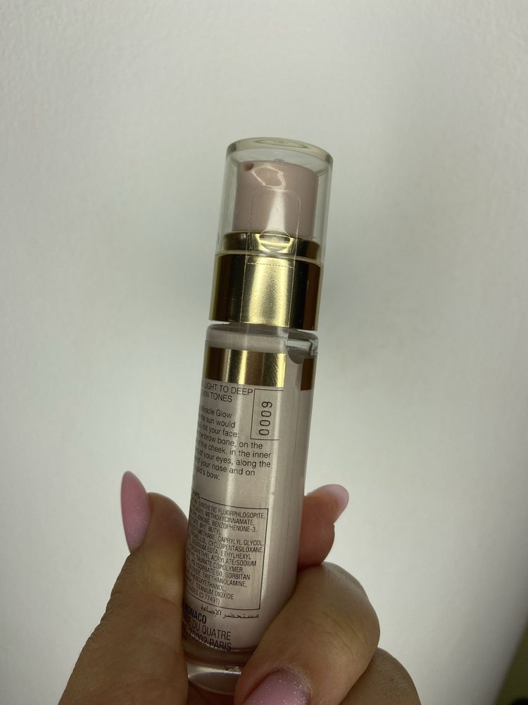 Iluminator Max Factor Miracle Glow Universal Highlight, 15 ml