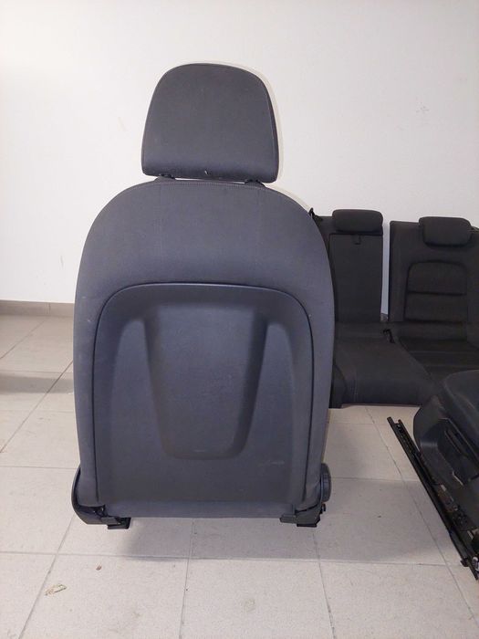 2 scaune + bancheta spate Audi A4 B8 2012