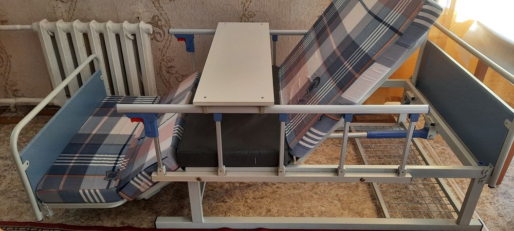 Кровать медицинская кардио с санитарным оснащением