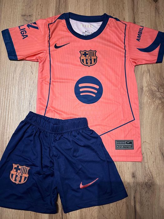 Reducere: Tricouri & Echipament fotbal copii – Raphinha
