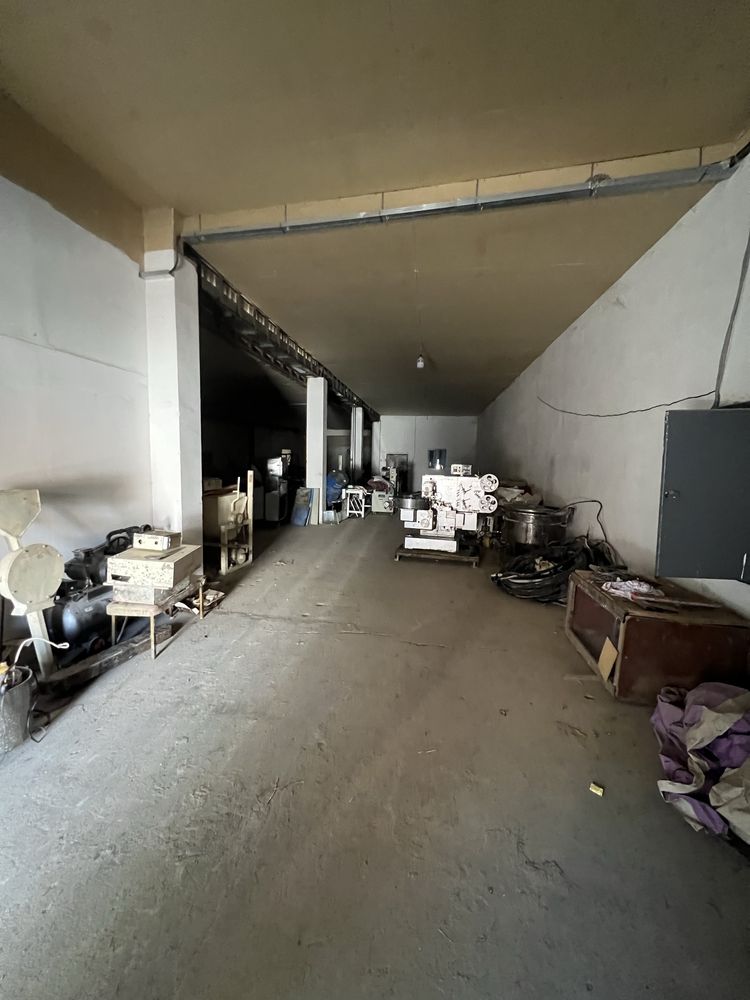 Yujniy vakzal orqasdiy mahalada hamma kamnkatsa bor srochna sotilad
