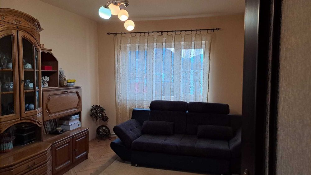 De vânzare apartament și mansardă, împreună sau separat