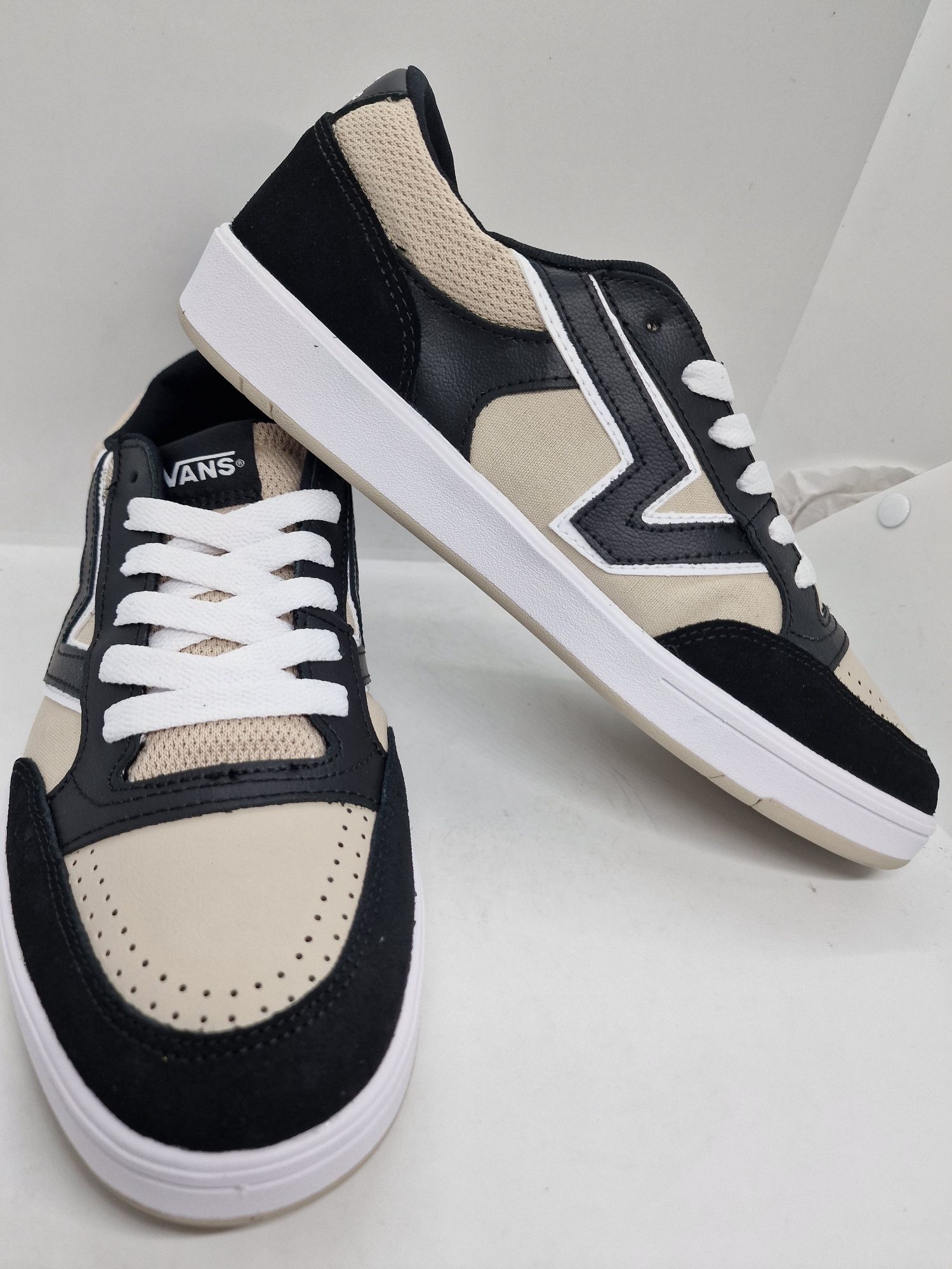Vans Lowland CC nr. 39,40,40.5,44