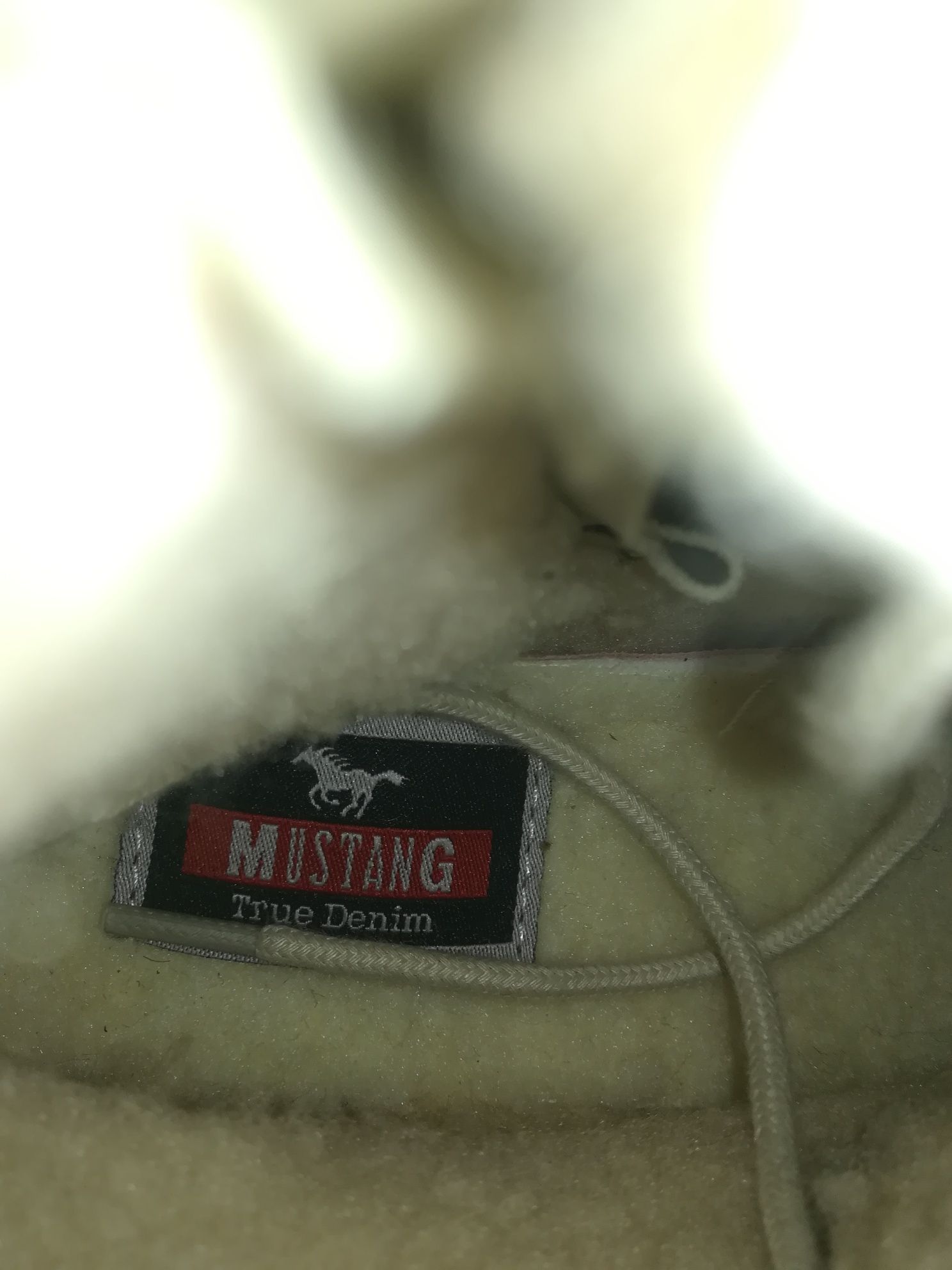 Ghete Mustang Damă NOI nr 36!!