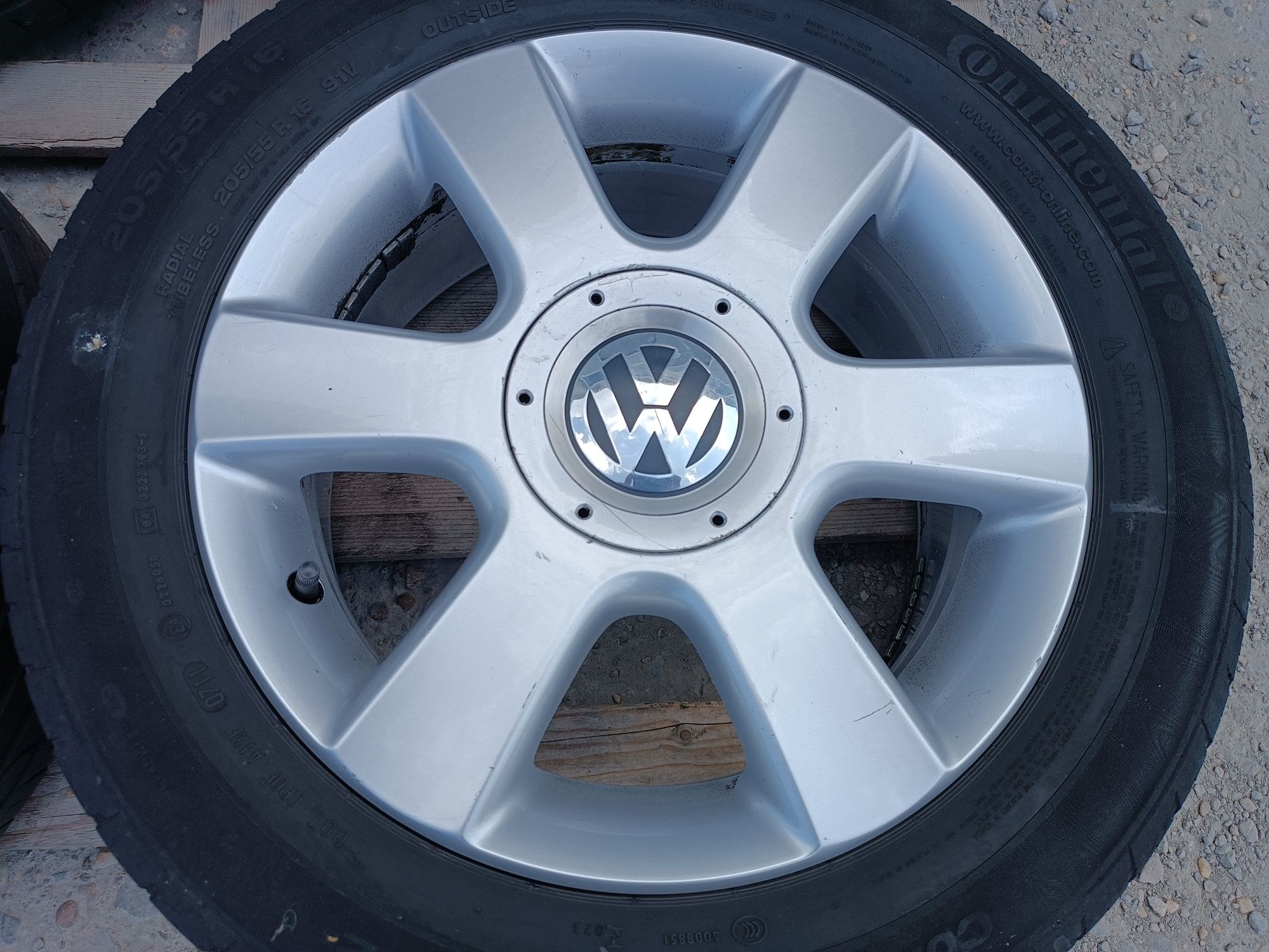 Лети джанти 16ки 5х112 VW + летни гуми 205/55/16 Continental