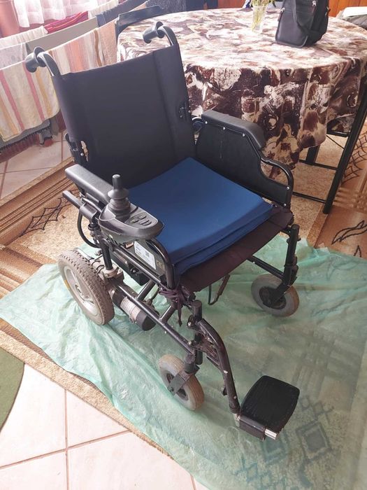 Електрическа инвалидна количка