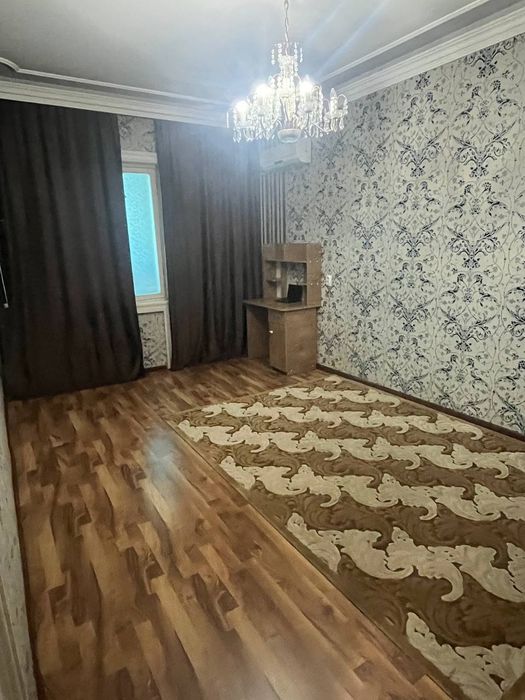 Ибн сино2.Продаётся своя 3 комнатная квартира с мебелью  и частично те