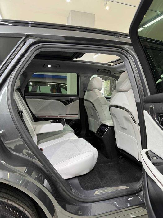 Voyah Free 2025 4WD chixol polik zaryadak 2ta yostiqcha bonus