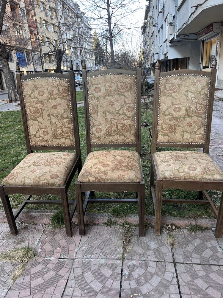 Столове с история