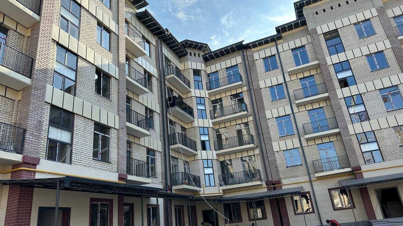 Срочно продам 1 ком квартира  41,6 квадрат Новостройка 4 микрорайоне