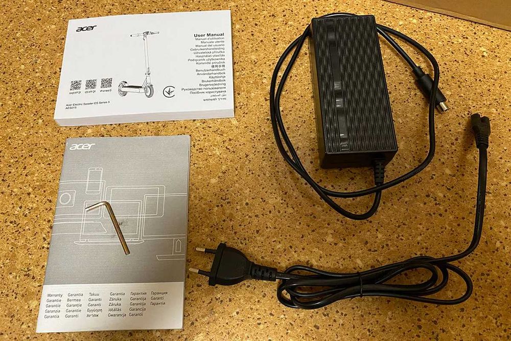 Trotineta Acer 15 Ah 42V Autonomie 60km - Roti 10 inch pline