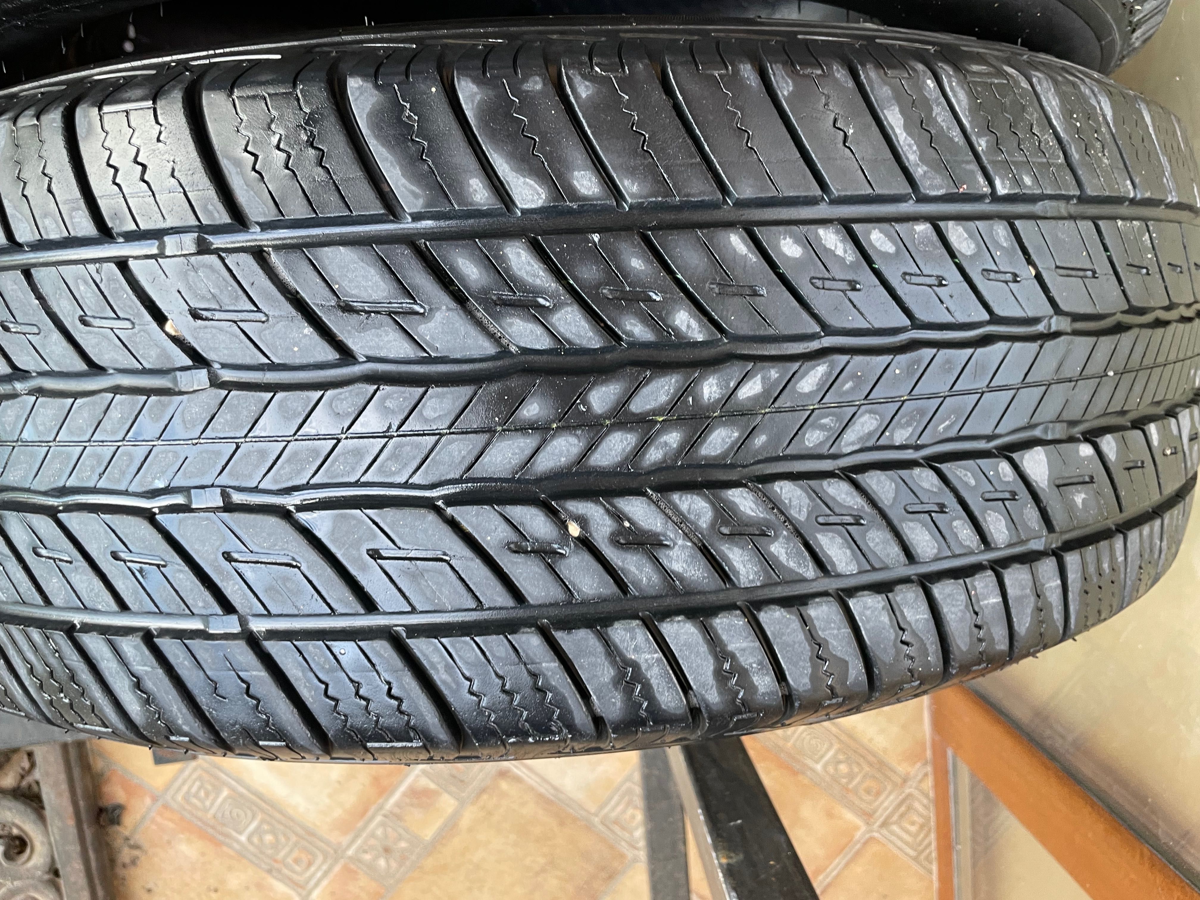 Всесезонни гуми Uniroyal 235/60/18