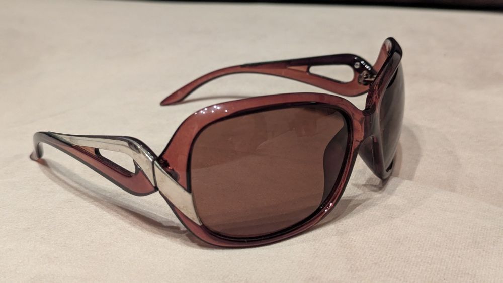 Ochelari de soare - damă & bărbați