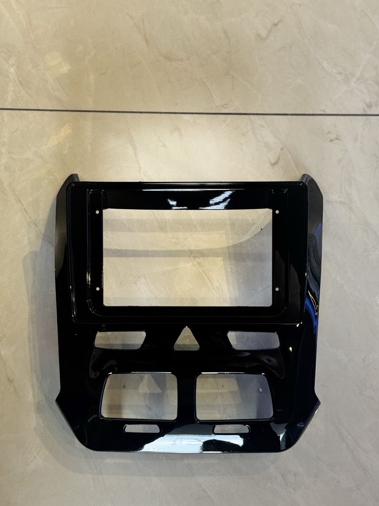 Teyes monitor uchun ramka cobltga 10.2 дйюм