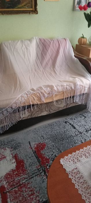 Perdea albă cu dantelă