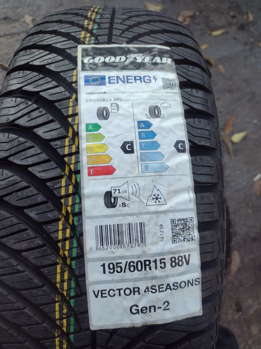 Нови 4бр.195/60/15 Good Year Vector Gen-2 dot4821