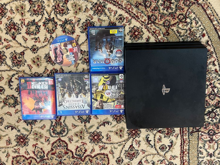 Продам PlayStation 4pro