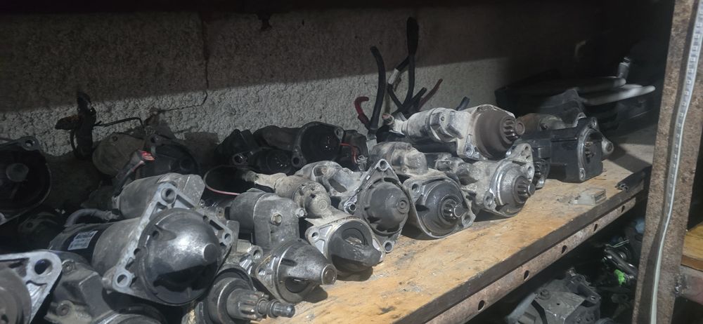 Продавам стартери за автомобили