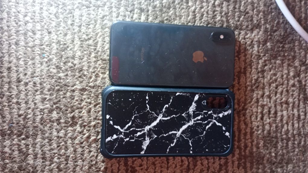 iPhone xs 80  лв