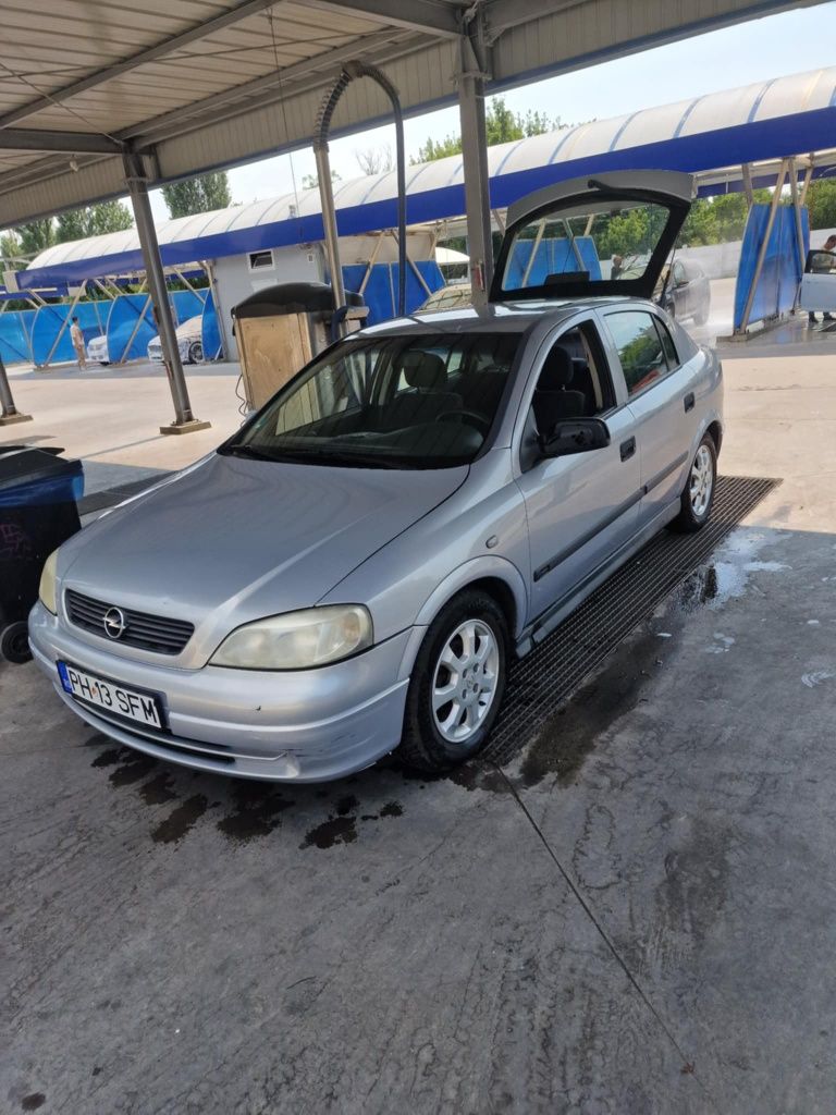 Vând Opel Astra G