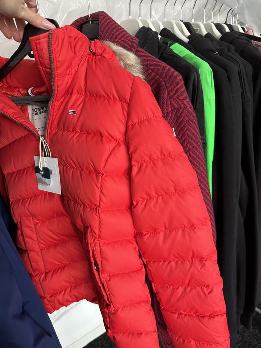 Stoc mix haine si incaltaminte Adidas, Hilfiger, Calvin Klein etc.