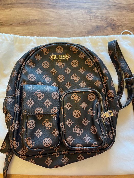 Раница Guess кожена