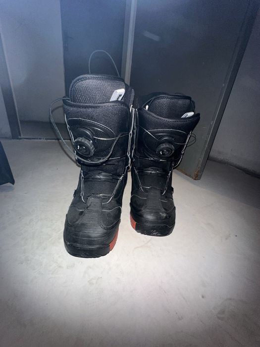 Сноуборд обувки.