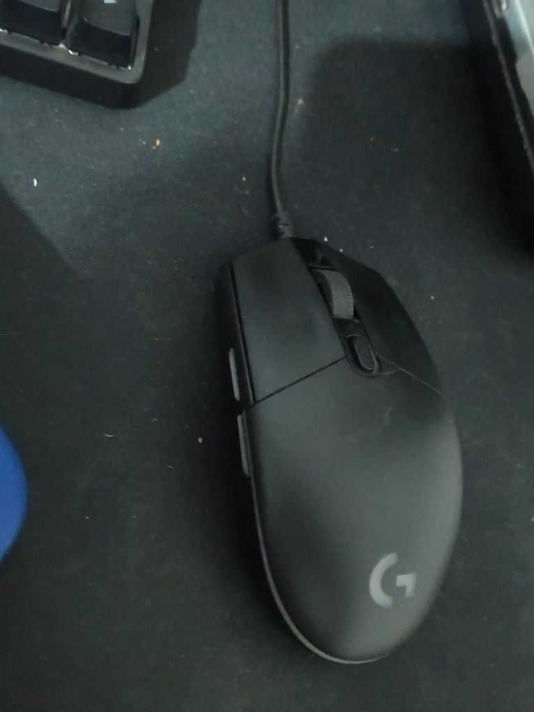 продам мышку Logitech g102