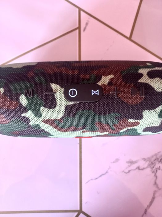 bluetooth колонка JBL